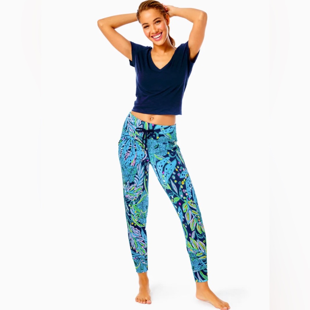 Lilly Pulitzer Luxletic Island Joggers Low Tide Navy Catty Purrsonality Size L